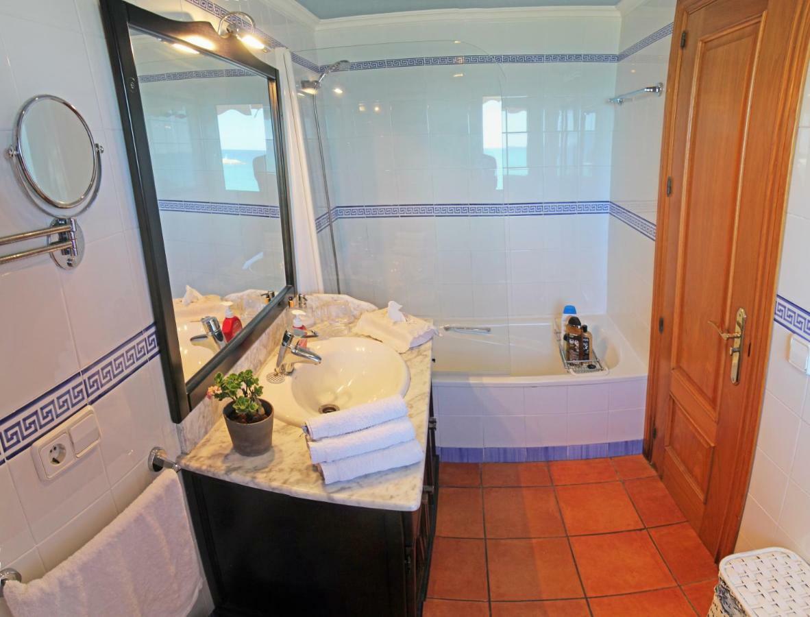 Atico Duplex De Lujo Frente Al Mar. 1a Linea Playa *